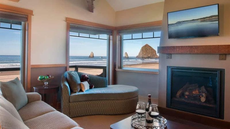 Rooms Built Around Coastal Views