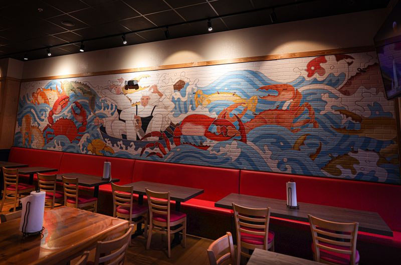 The Comfort of Dining Where Time Slows Down