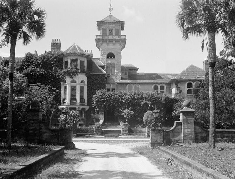 The Rise and Fall of a Powerful Family Retreat