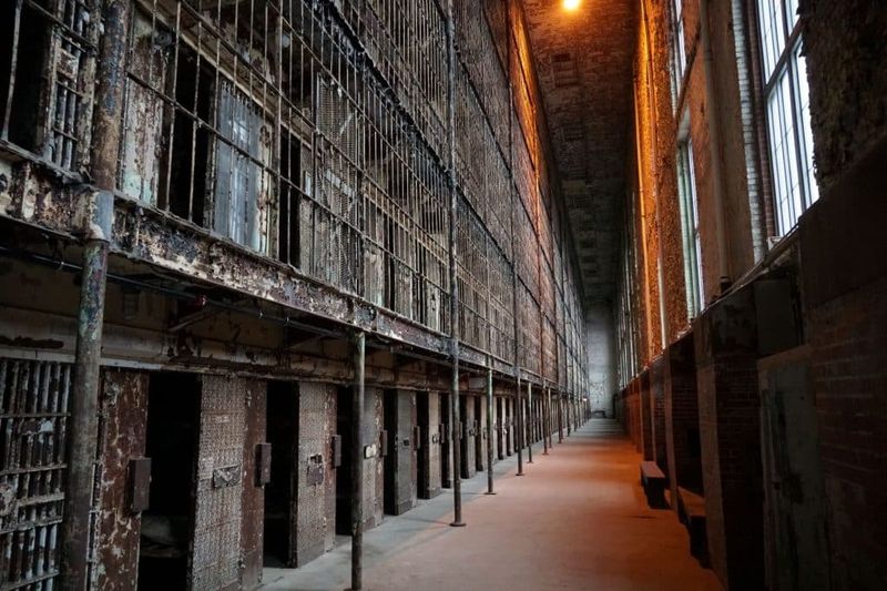 Long Corridors Filled With Heavy Atmosphere