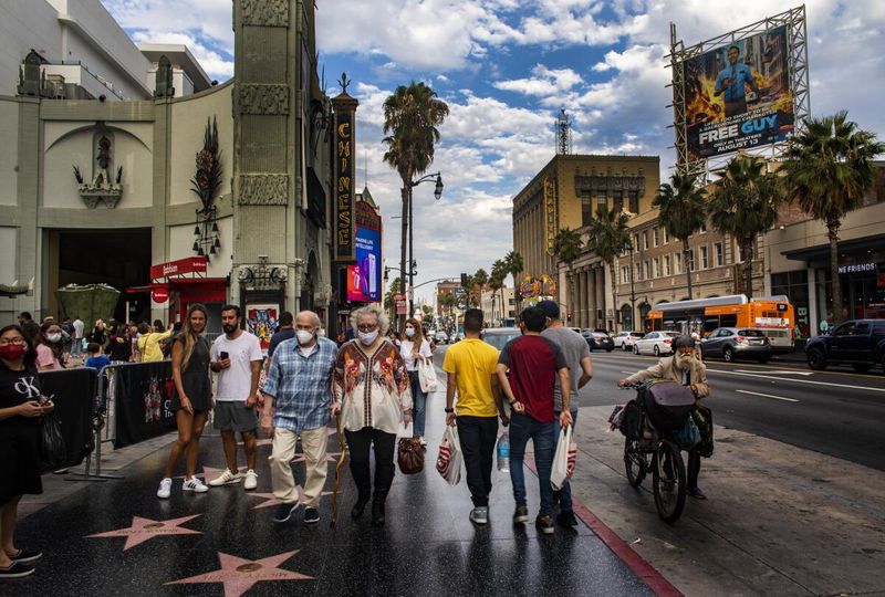 Assuming LA Celebrities Everywhere