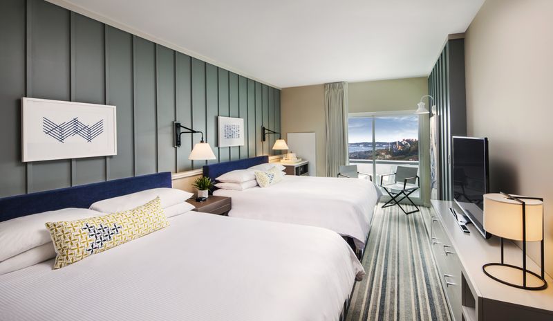 Windows That Make the Ocean the Main Attraction