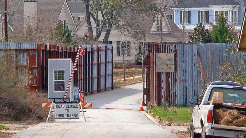 The Dark Tourism Disparity