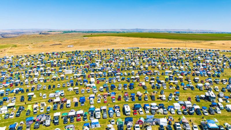 Camping Creates a Temporary Music City