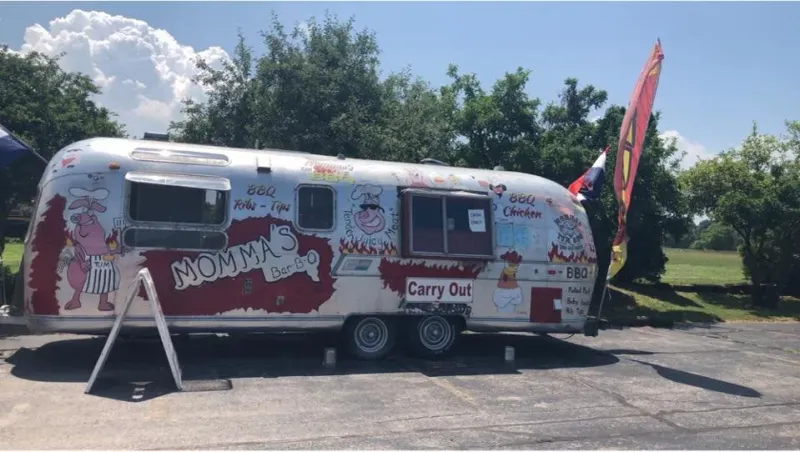 Momma's TJM's Barbecue - South Haven