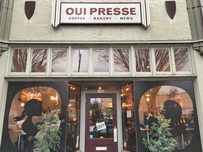 Oui Presse, Hawthorne Boulevard