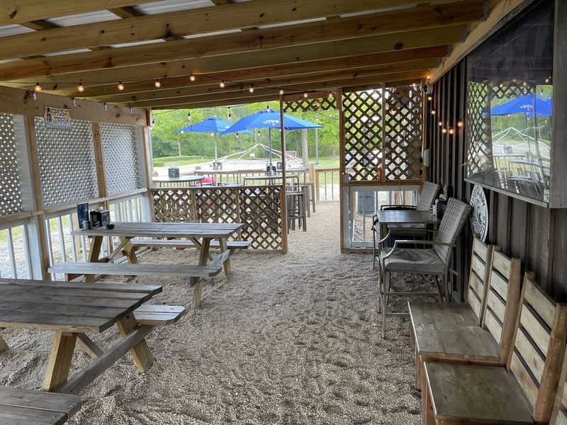 The Local Oyster House and Seafood Restaurant, Columbiana