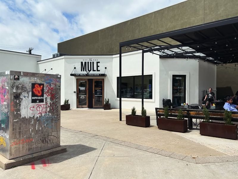 The Mule – Plaza District