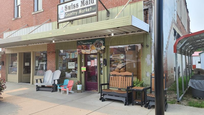 Expecting Shops Open on Sunday