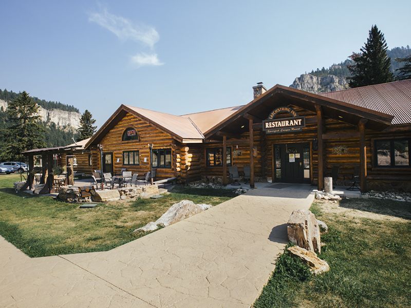 The Latchstring Restaurant - Spearfish Canyon