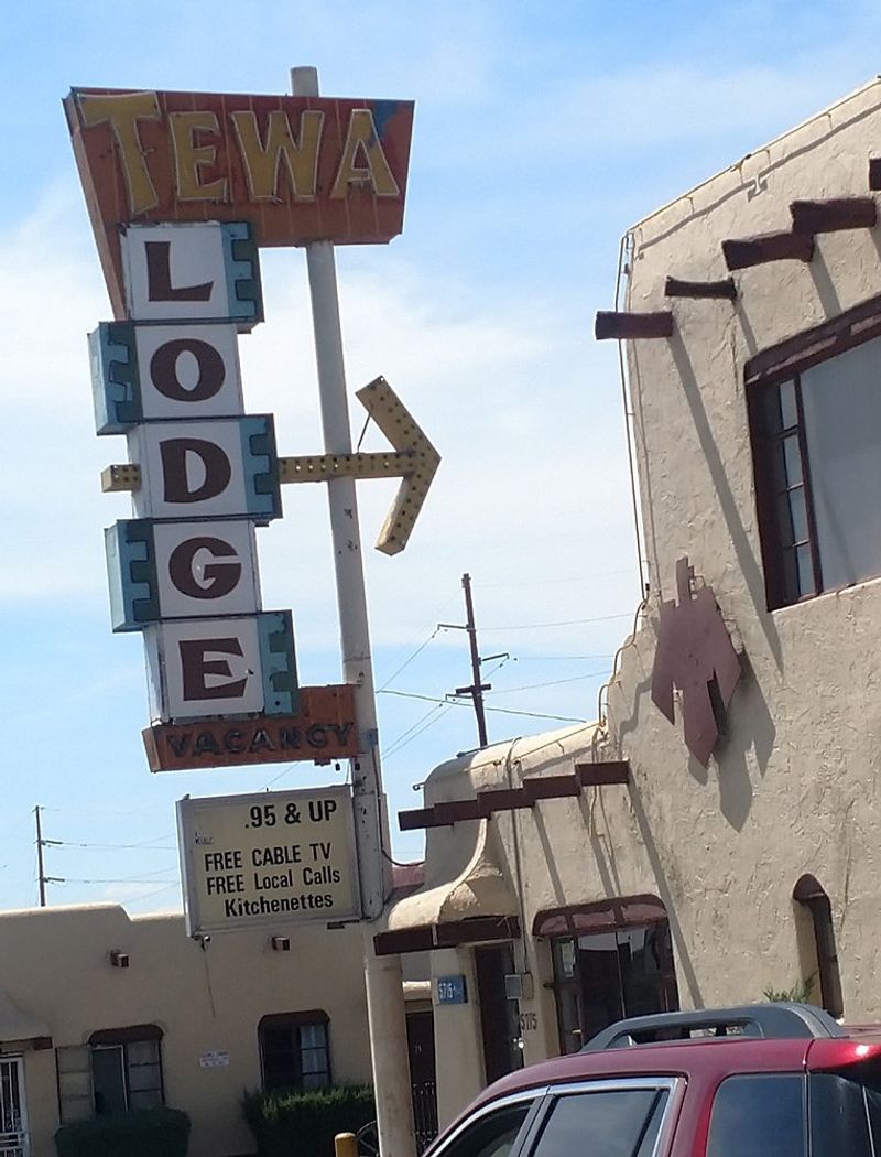 Tewa Lodge – Albuquerque