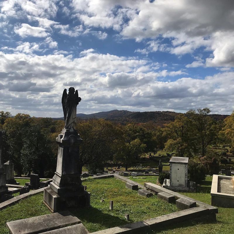 Myrtle Hill Cemetery