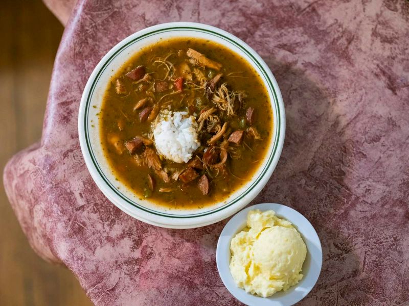 Hawk's Cracklin' Shack & Seafood