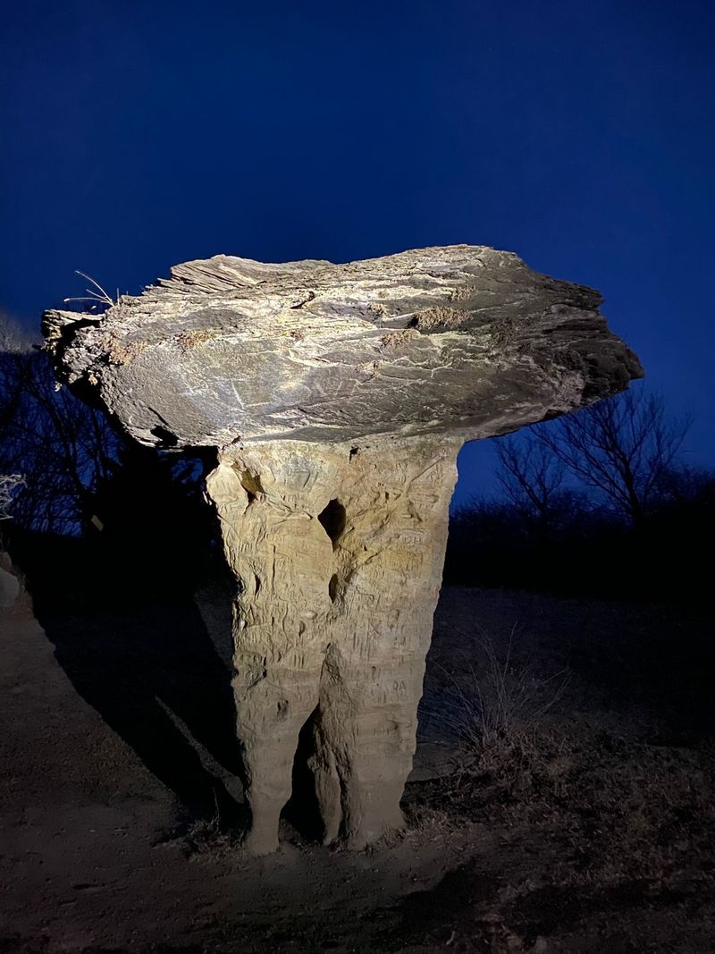 Mushroom Rock State Park