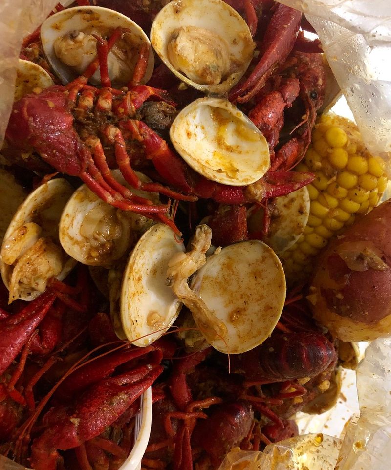 Travelers Who Discover It Through Word of Mouth