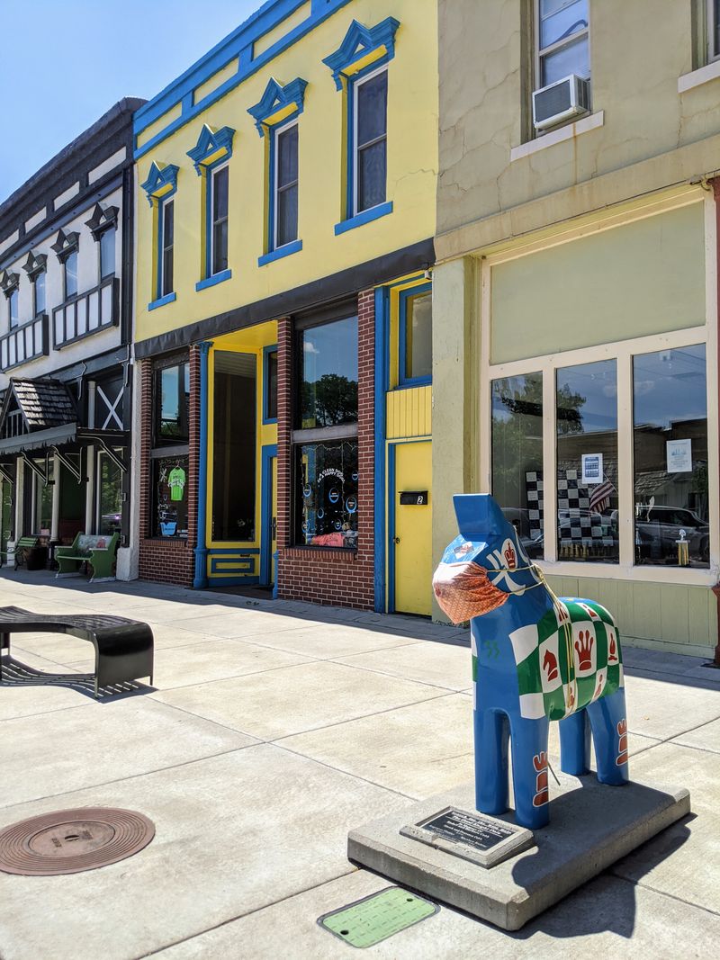 A Prairie Town That Stays Quiet by Choice