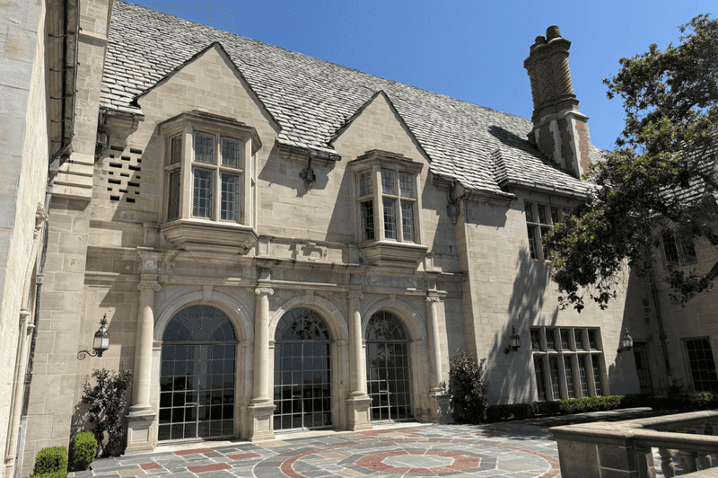 Greystone Mansion and Park