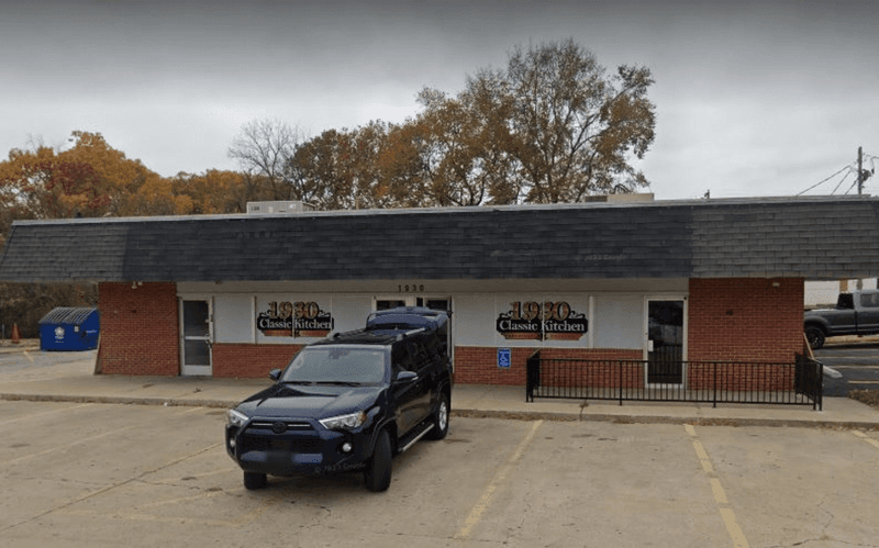1930 Classic Kitchen