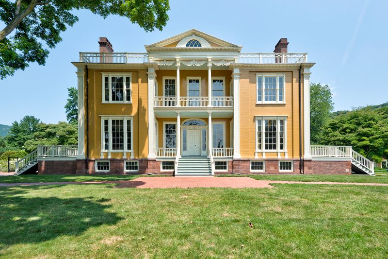 Boscobel House and Gardens (Garrison)