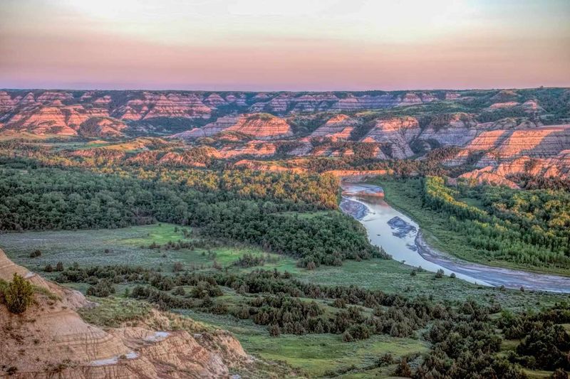 Theodore Roosevelt National Park – Badlands Beauty