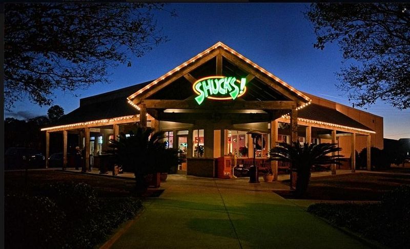 SHUCKS! The Louisiana Seafood House - Abbeville & Lake Charles
