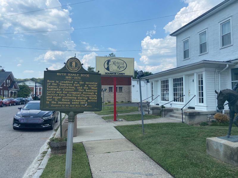 Rebecca Ruth Chocolates, Frankfort