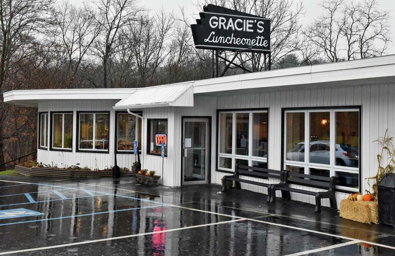Gracie’s Luncheonette