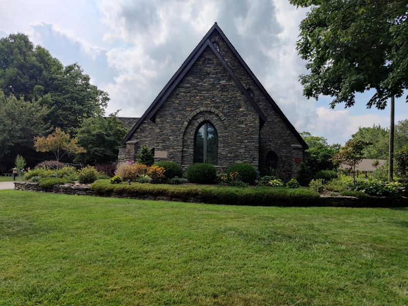 Small Inns That Make Travelers Want to Stay Longer