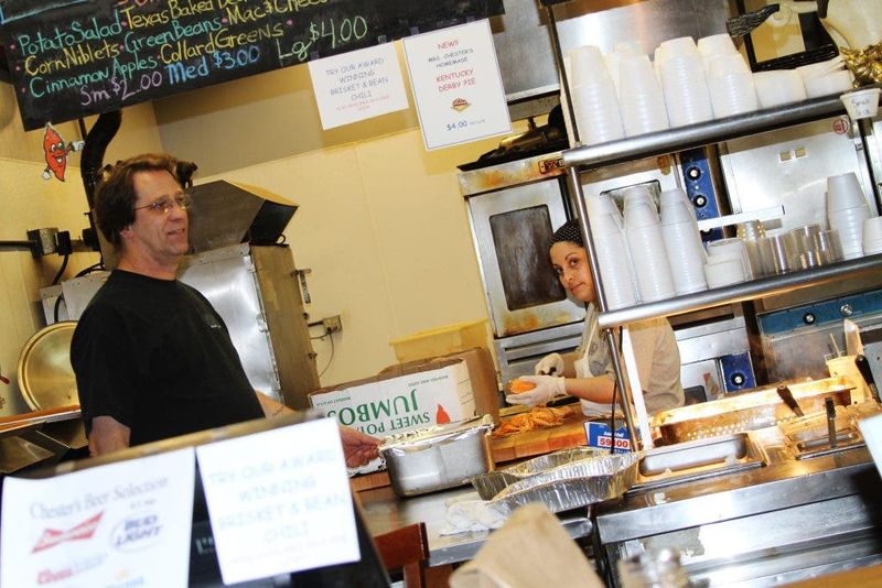 Chester's Barbecue: Groton