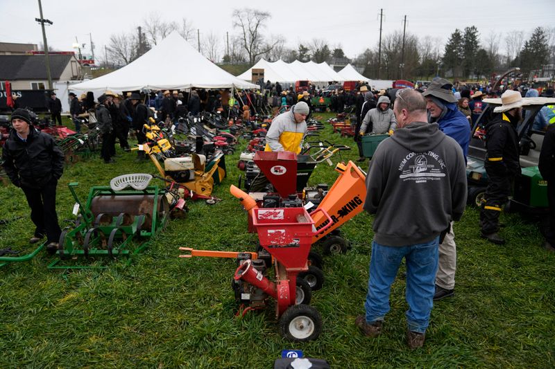Gordonville Spring Auction grounds when quiet (Gordonville)