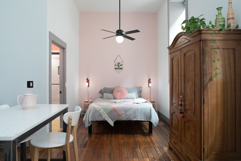 Unique Suites and Decor