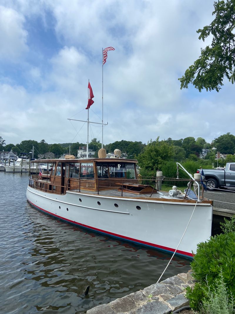 The Cul-de-Sac Effect in Ivoryton