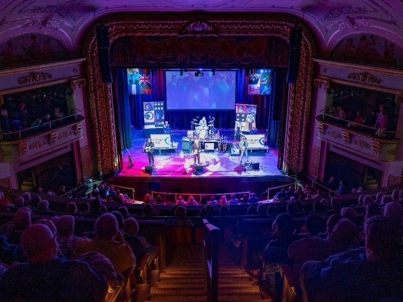 Live Performances That Range From Music To Theater