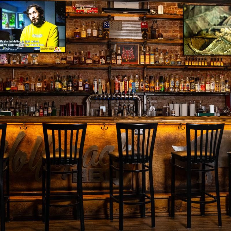 Wolfpack BBQ & Burgers