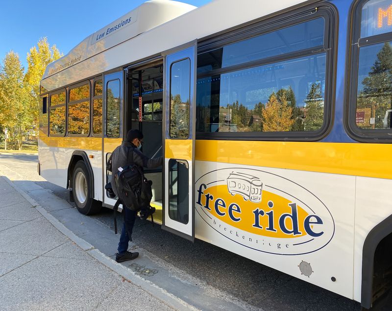 Yield and Belt Etiquette on Breckenridge’s Free Buses and Gondola