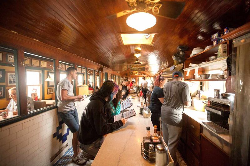 Verbena - Timeless Plates