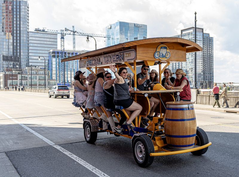 Noise and Amplification Limits