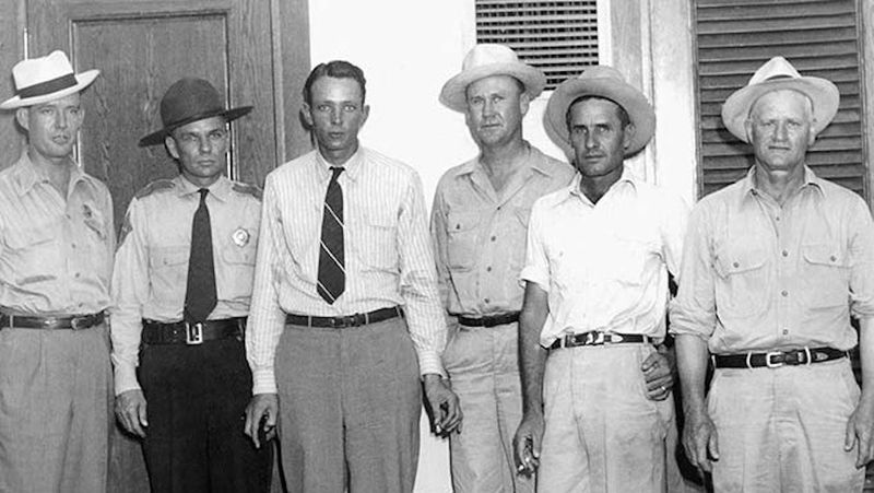 The Story Behind the Locks: Metaphor and Routine