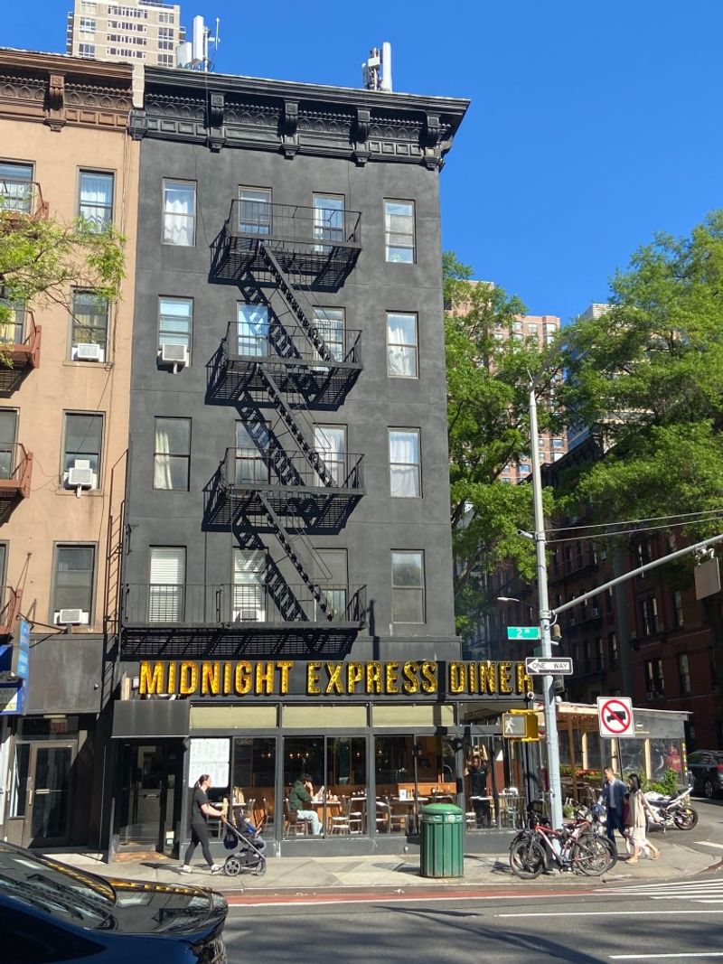 Local Regulars’ Advantage