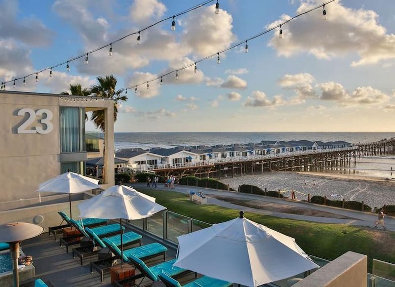 Wellness and Quiet Moments: Fitness, Sun Terraces, and Sea Air