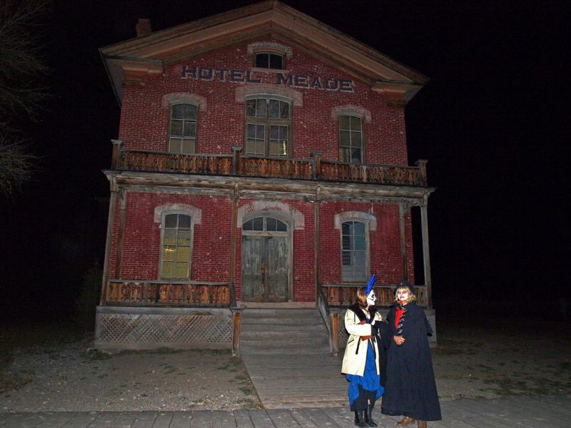 Guided Tours That Bring History Forward