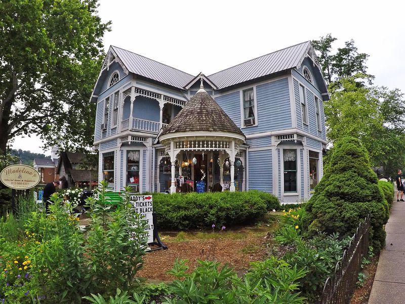 An Escape from Indiana's Flatlands