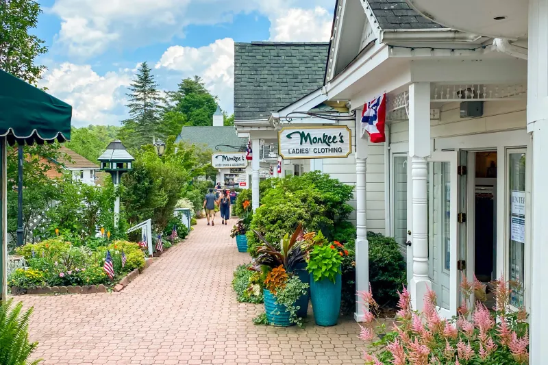 Explore the Charming Town of Blowing Rock
