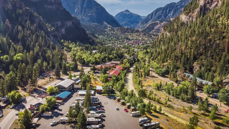 Keep to Designated Parking in Ouray’s Canyon Corridors