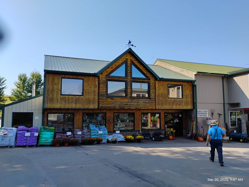 Detweiler's Country Store