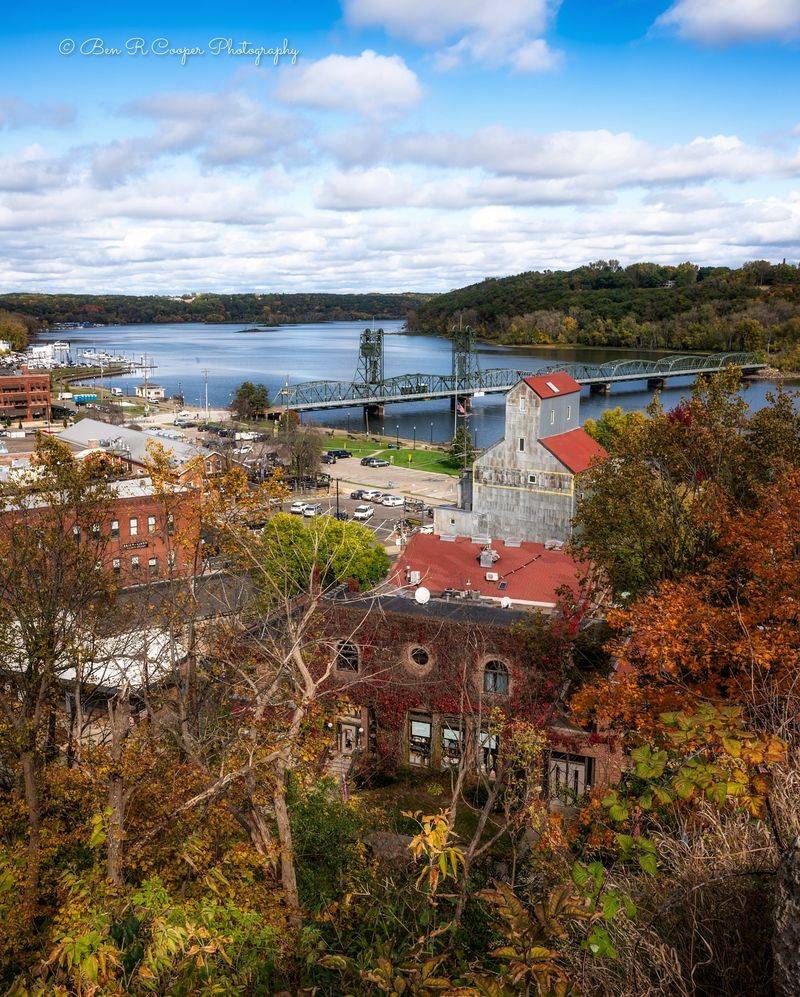 Stillwater: The Riverfront Town That Never Rushes