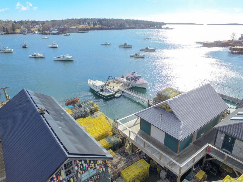 Thurston’s Lobster Pound – Bernard (Mount Desert Island)