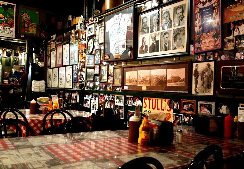 Charlie Vergos’ Rendezvous, Memphis