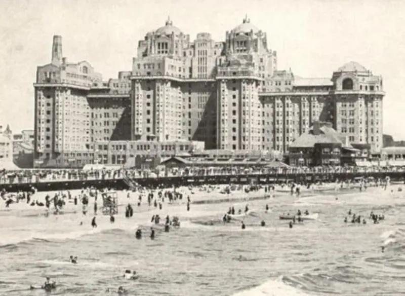 Architecture: The Skyscraper by the Sea