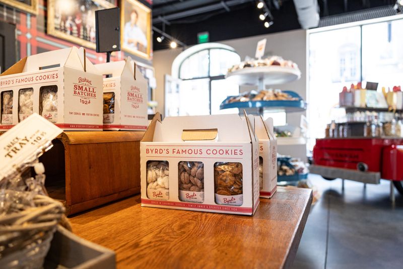 Byrd's Famous Cookies (Savannah)